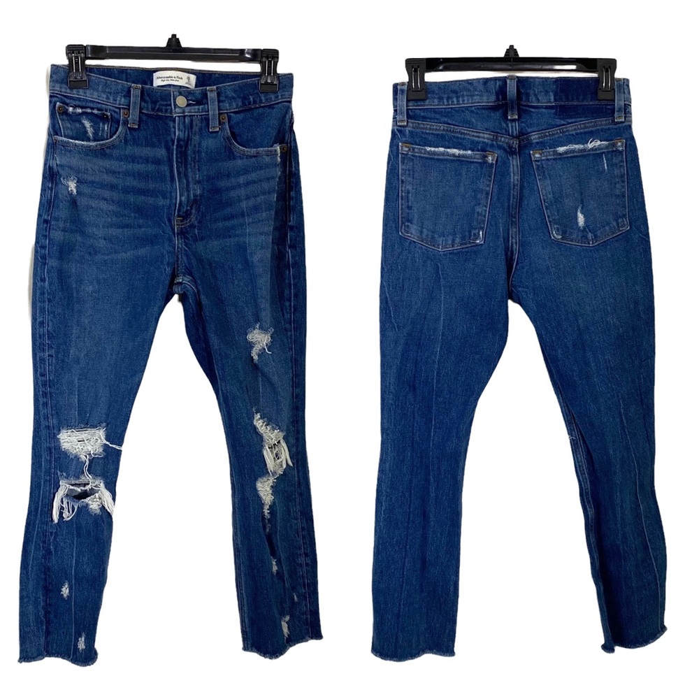 ABERCROMBIE High Rise Mom Jeans Distressed